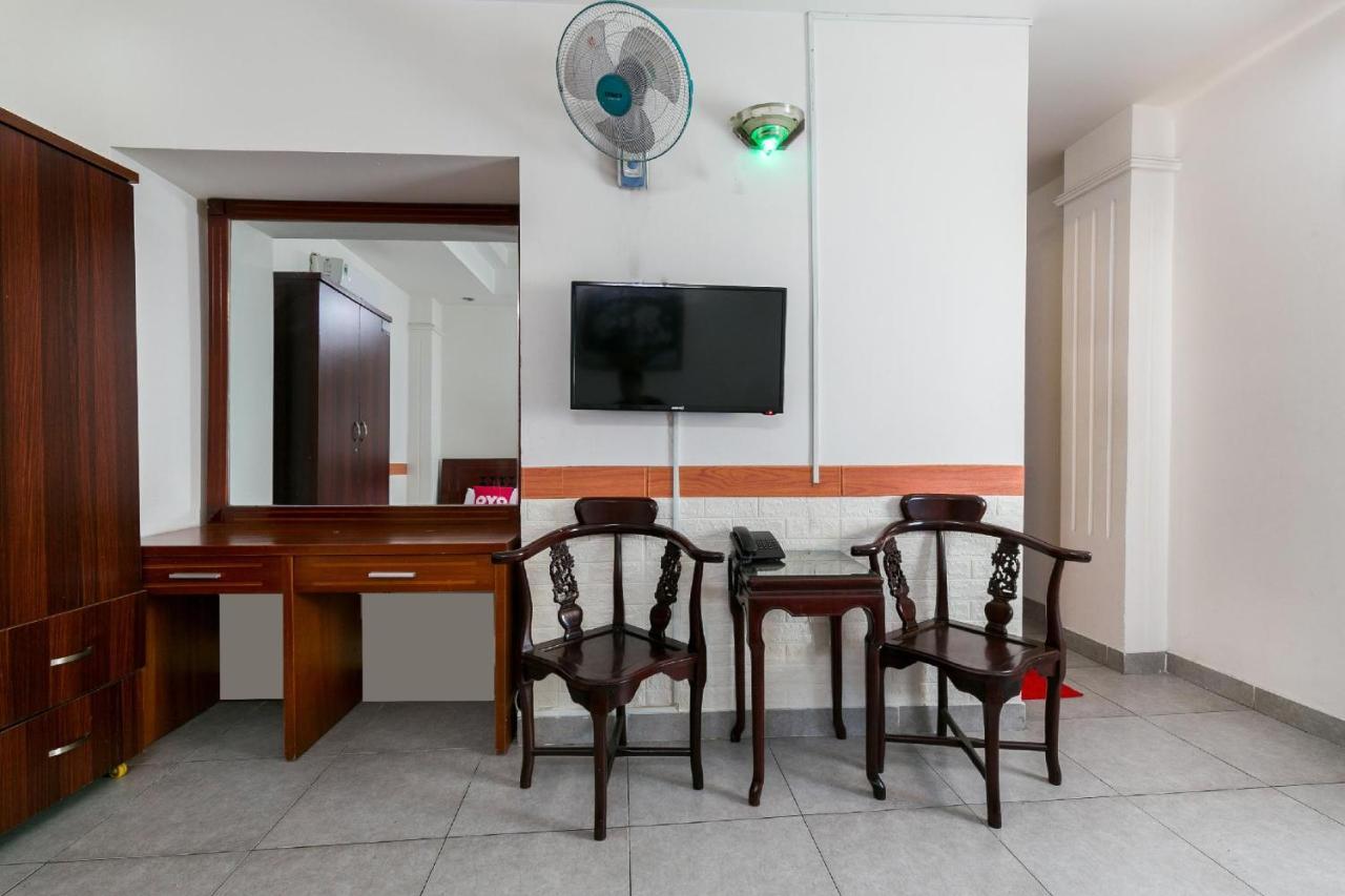 OYO 1117 Ngoc Lan Motel Hue Buitenkant foto