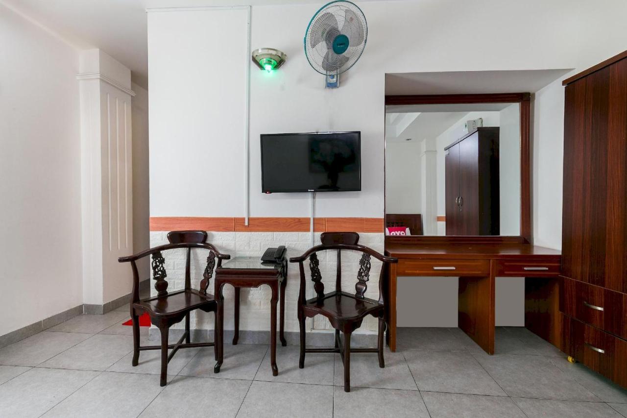 OYO 1117 Ngoc Lan Motel Hue Buitenkant foto